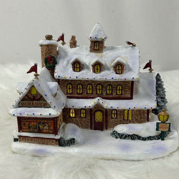 Christmas Village Santa's Workshop House Lighted Holiday Decor Figurine - Picture 1 of 9